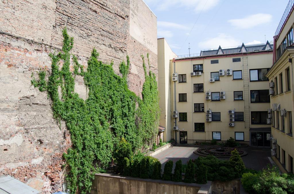Apartment, Town Hall View With Parking *